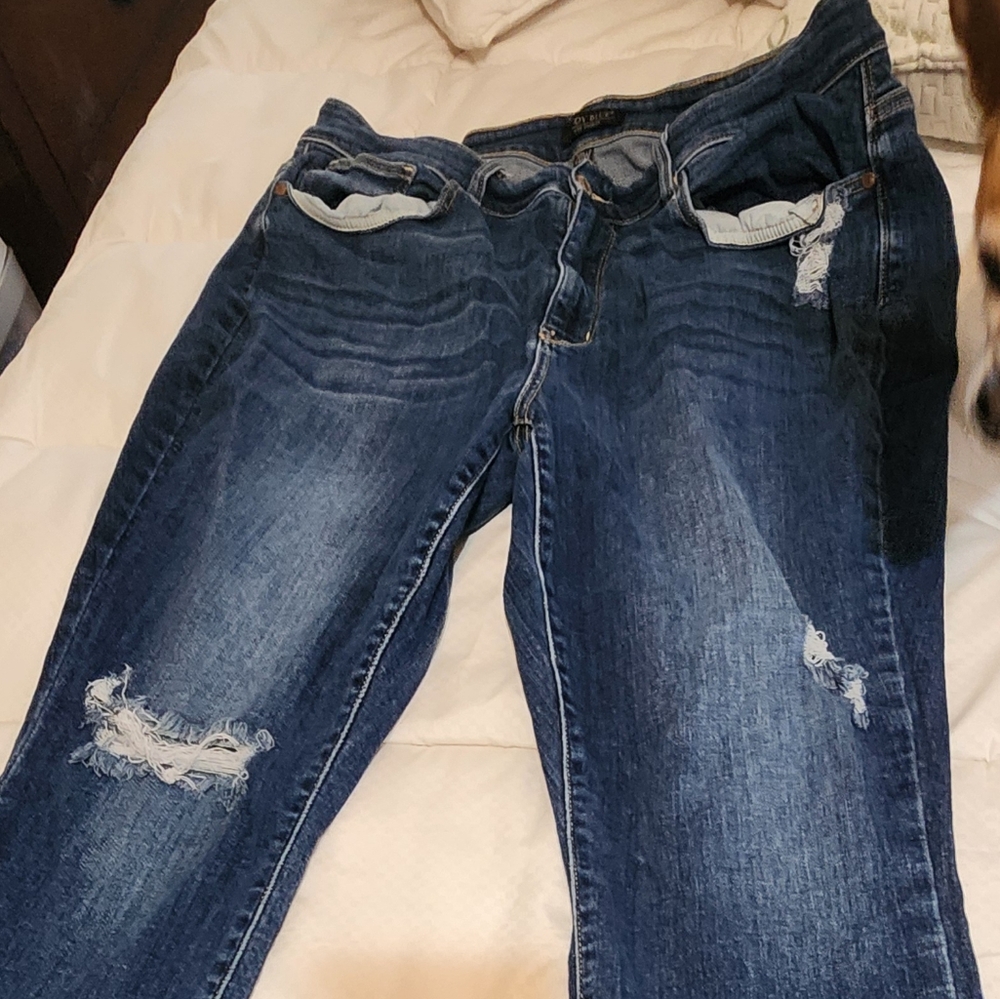 Women's Distressed Judy Blue Jeans